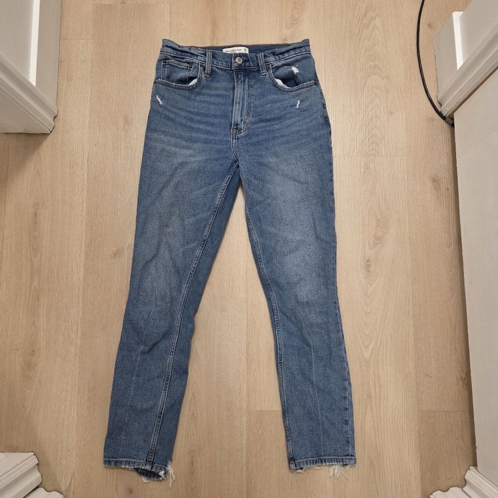 Abercrombie & Fitch Medium Wash‎ Distressed The Skinny High Rise Jeans Size 26